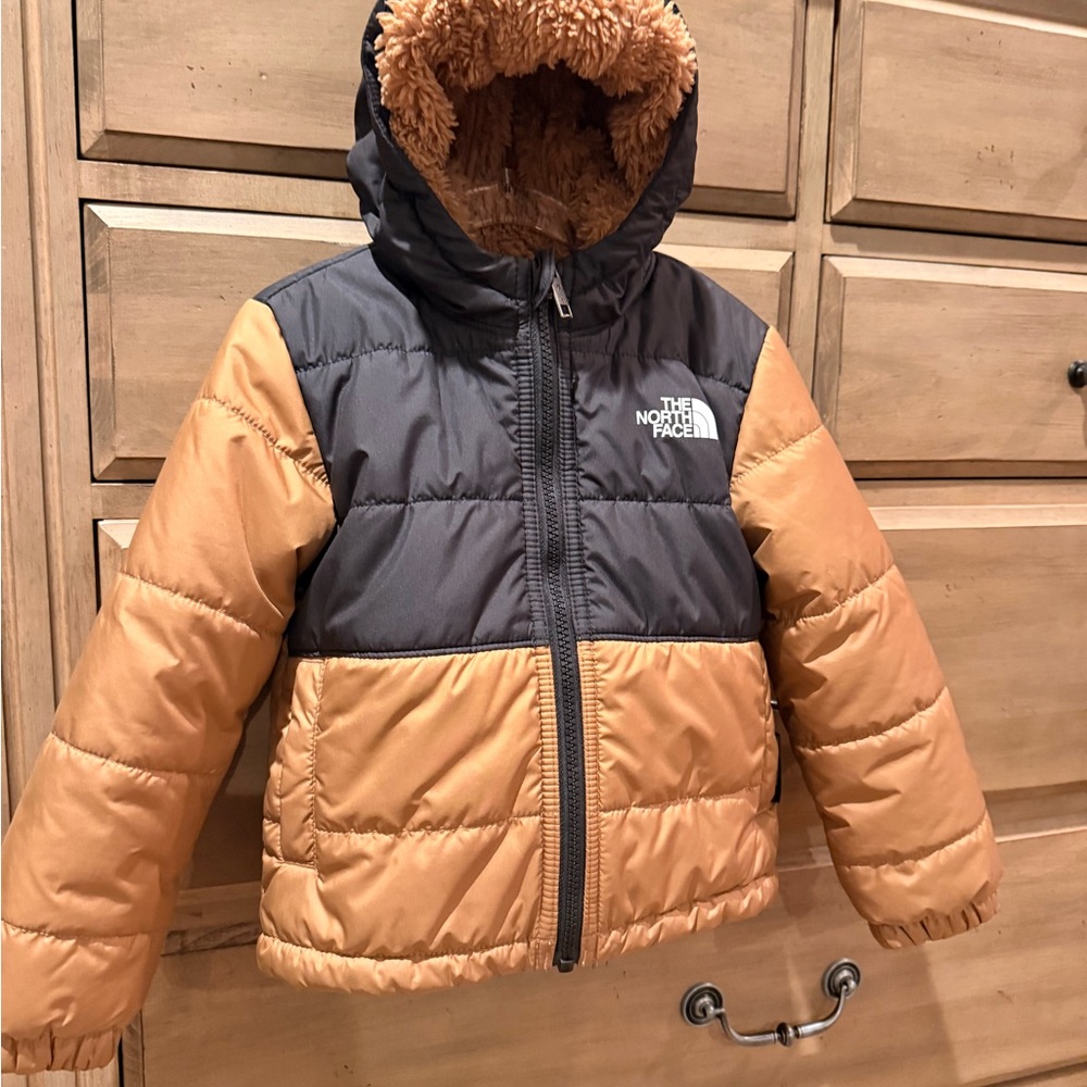 The North Face Kids Jacket - Black and Tan
